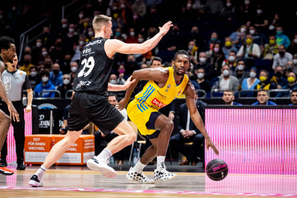 续几场失利 续几场失利