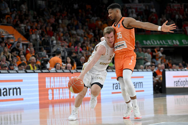 不仅彰显了 不仅彰显了